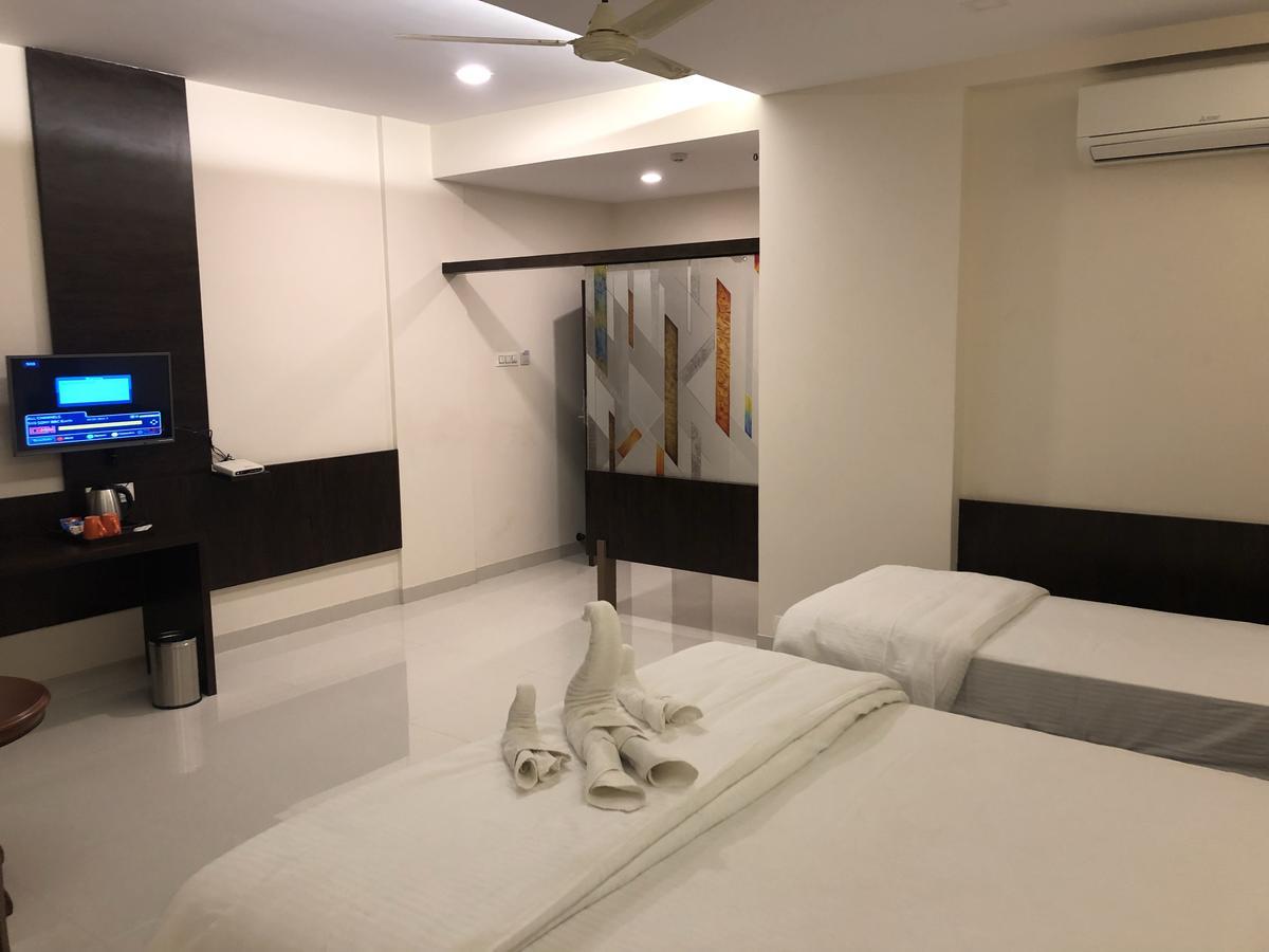 Kyriad Hotel Vijayapura By Othpl Bijāpur Eksteriør bilde