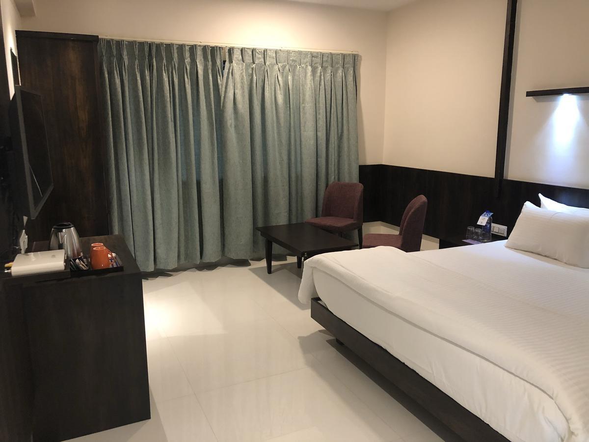 Kyriad Hotel Vijayapura By Othpl Bijāpur Eksteriør bilde