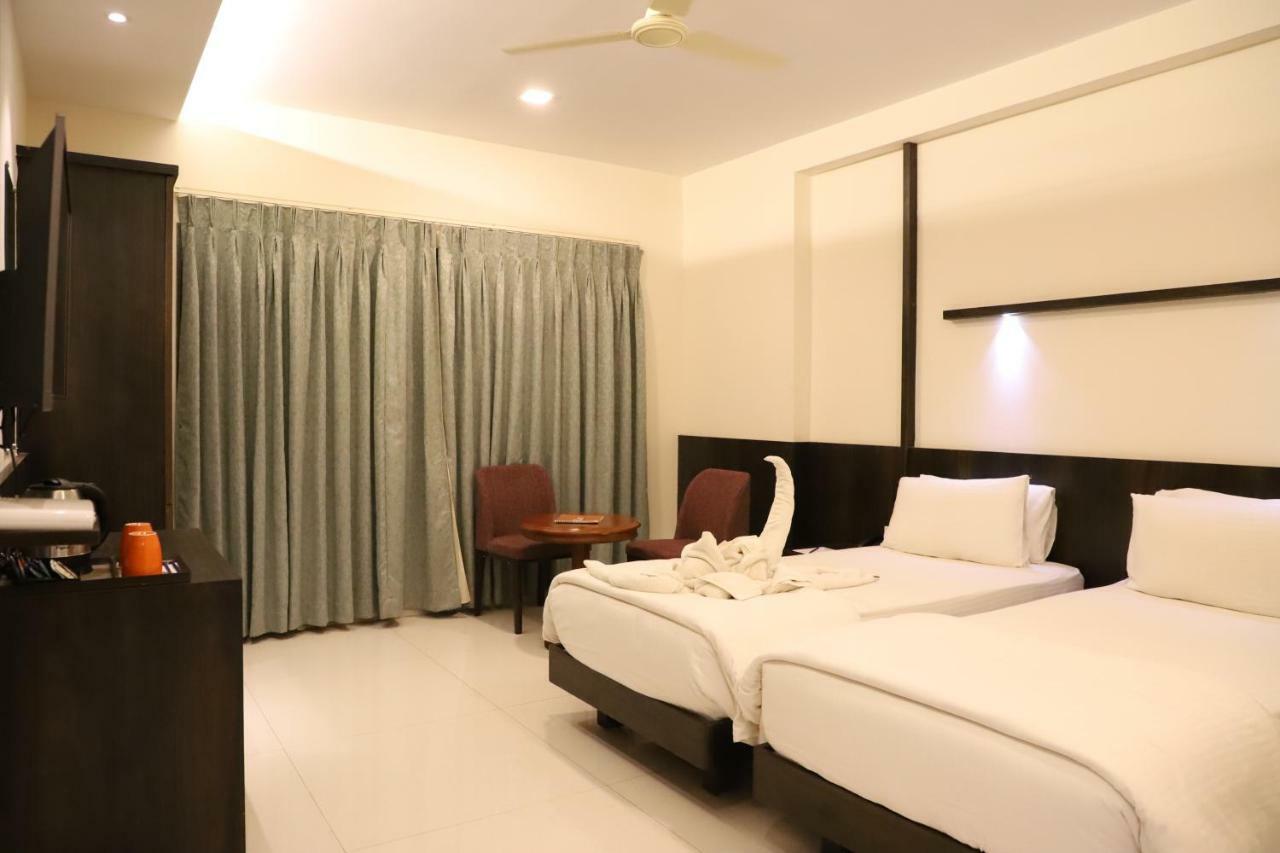 Kyriad Hotel Vijayapura By Othpl Bijāpur Eksteriør bilde