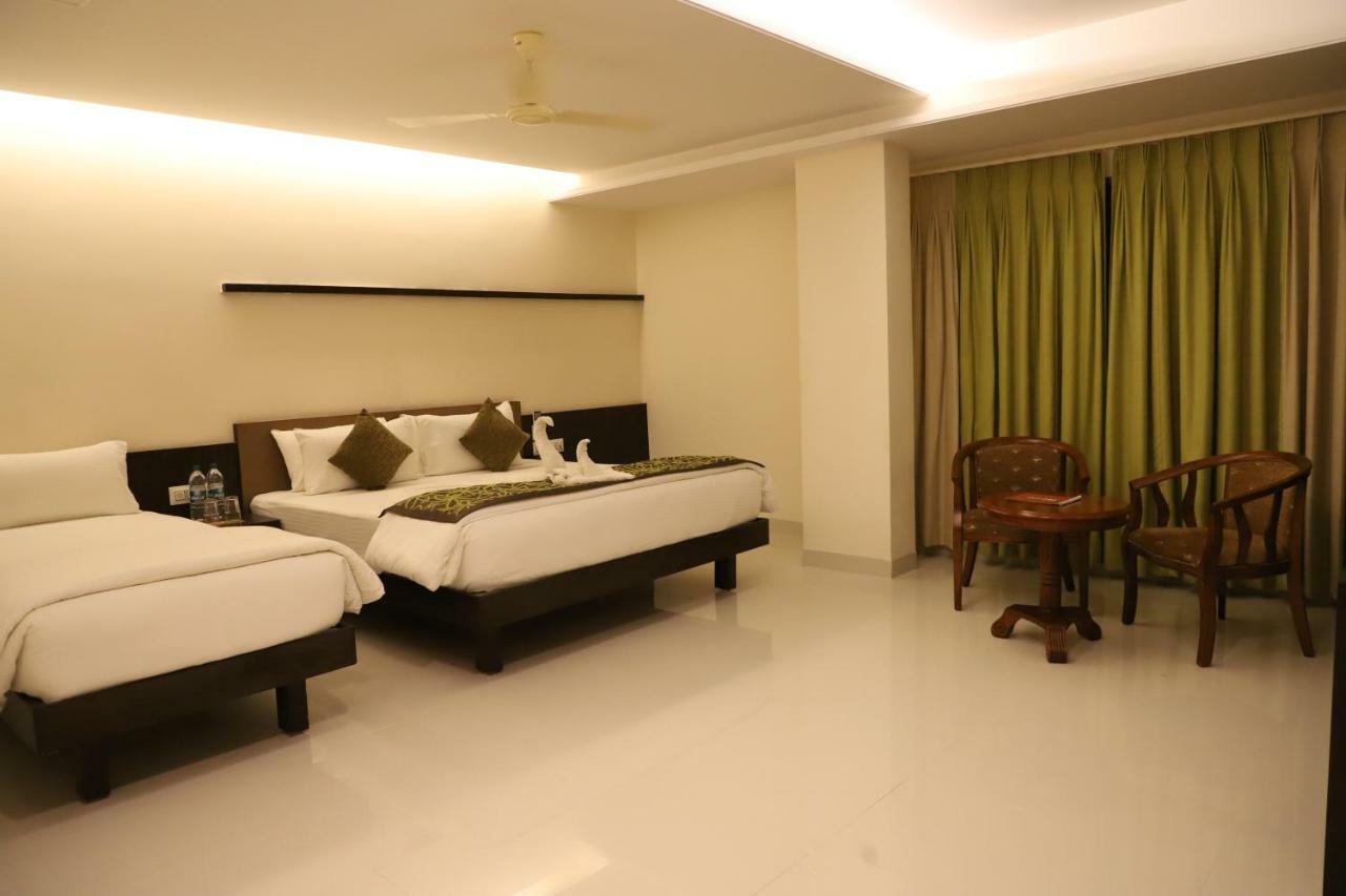Kyriad Hotel Vijayapura By Othpl Bijāpur Eksteriør bilde